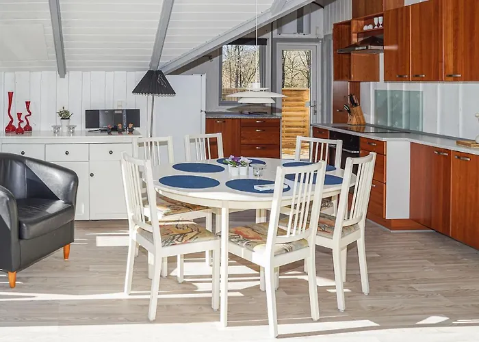 Two-bedroom In * Give